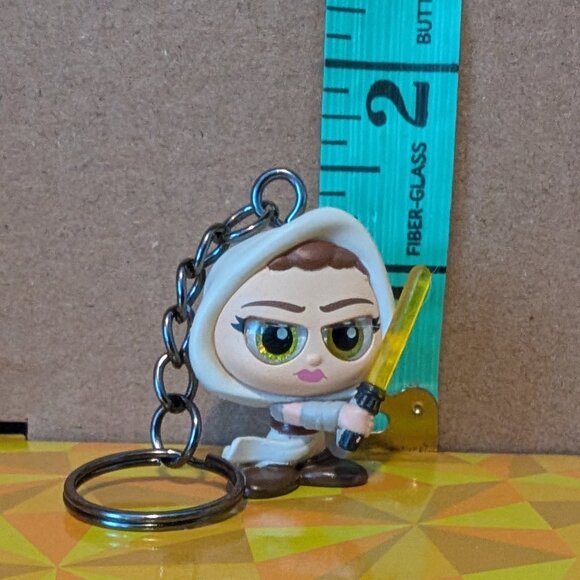 Star Wars keychain Rey - Picture 1 of 4